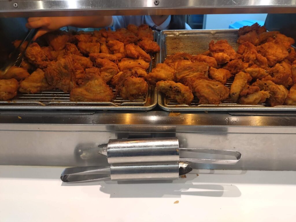 ケンタッキー食べ放題のチキン