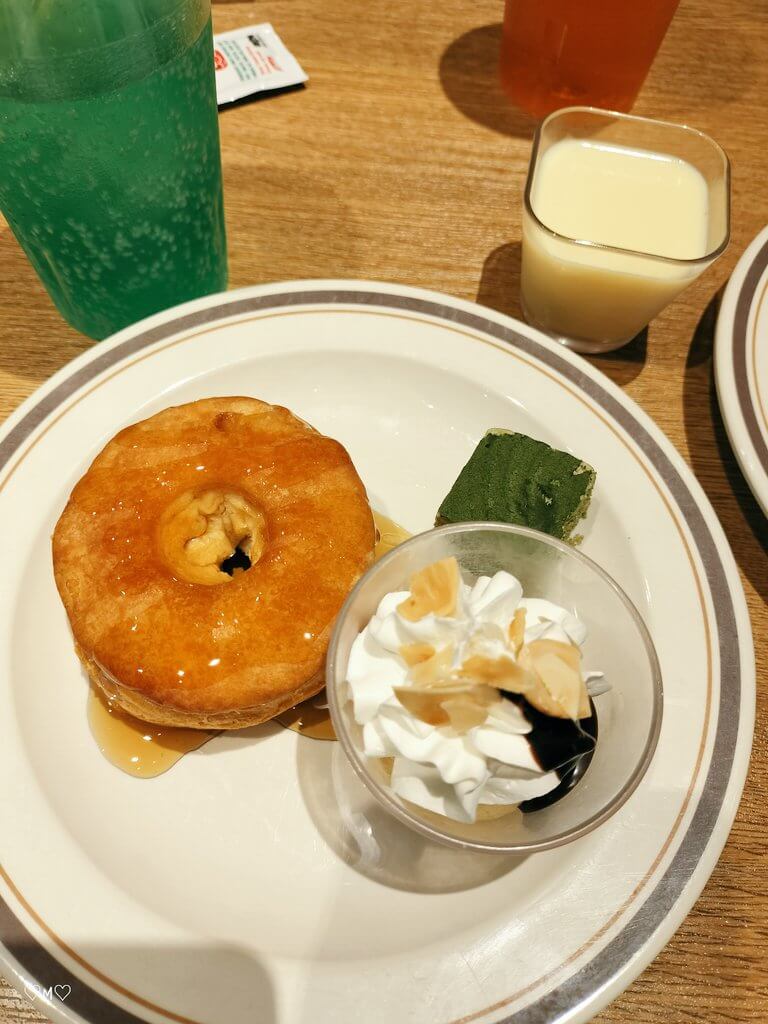 ケンタッキー食べ放題のビスケット
