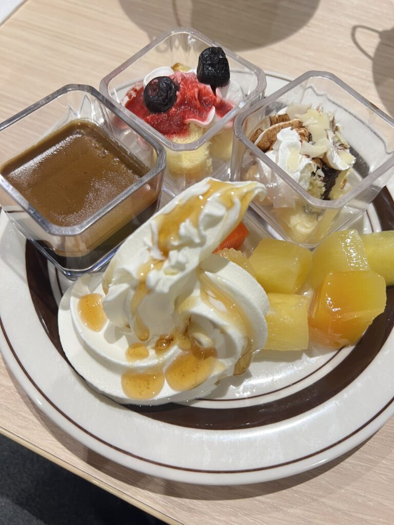 ケンタッキー食べ放題デザートの画像
